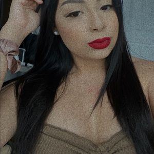 Meet your Posher, Gisselle